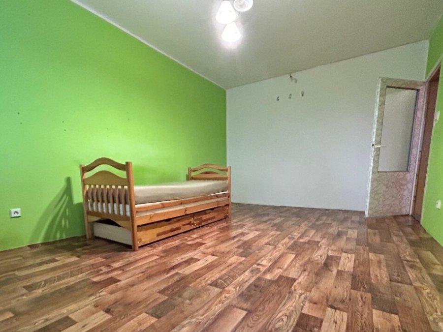 SLOVREAL - na predaj 2i byt Levice