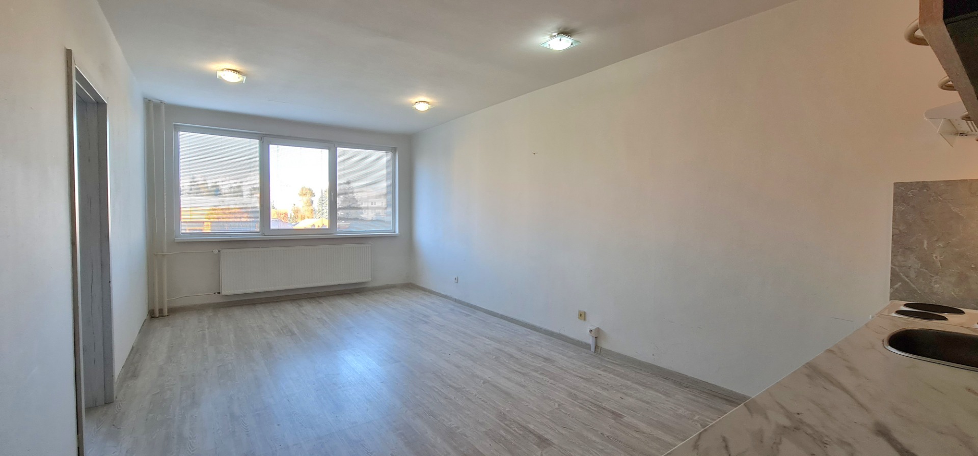 SLOVREAL - predaj 2 izbový byt Žiar nad Hronom, 46 m2 - foto 1