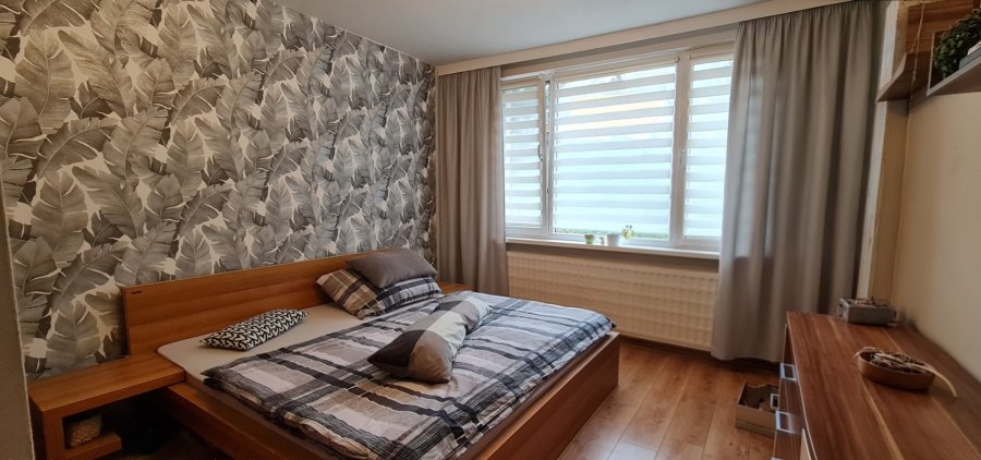 Na predaj 3-izbový byt Levice, 74 m²