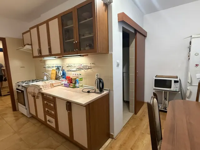Na predaj 3-izbový byt s dvoma balkónmi v novej bani, Nová Baňa, Žarnovica