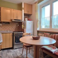 Na predaj 3-izbový byt Vyhne, 63 m² - foto 1