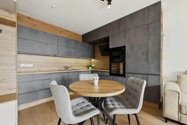 Prenájom 2-izbového bytu, 53 m², Bratislava – Ružinov - foto 2